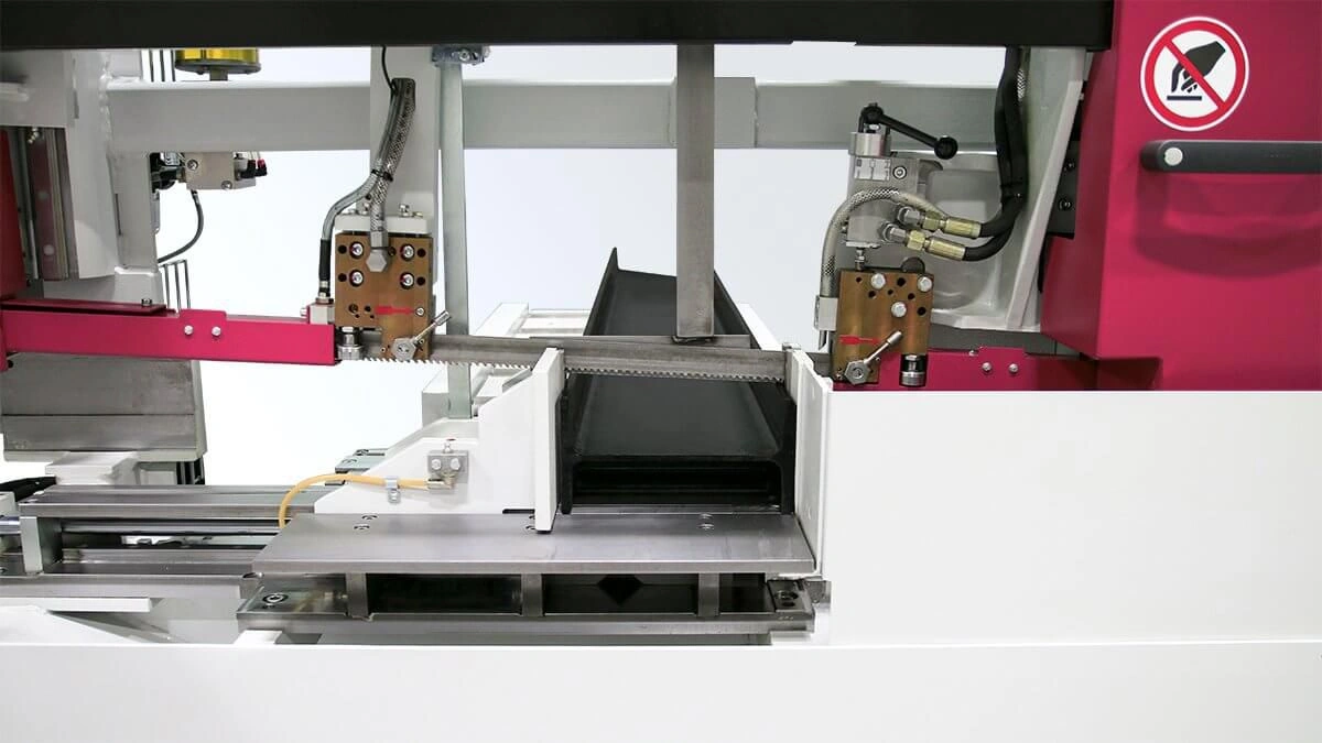 Behringer bandzaagmachines halfautomaat